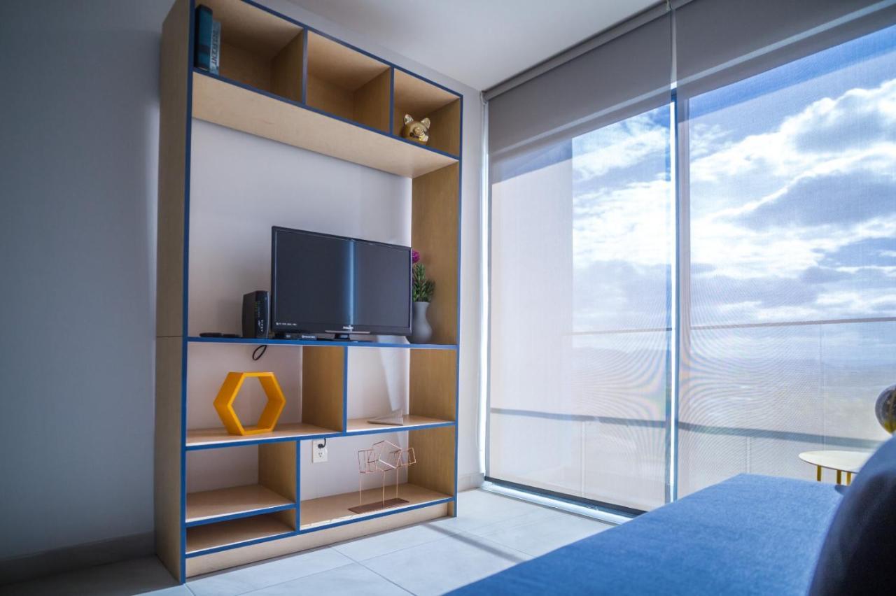 Livup Suites En Zona Iteso Zapopan Eksteriør billede